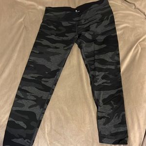 Camo leggings
